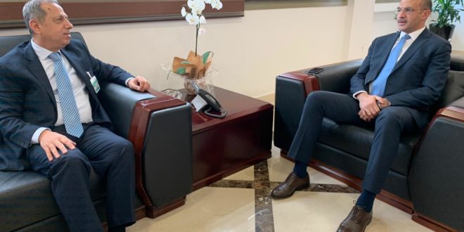 وزير الصحة خلال لقائه طرابلسي و"كورونا" نجم الجلسة