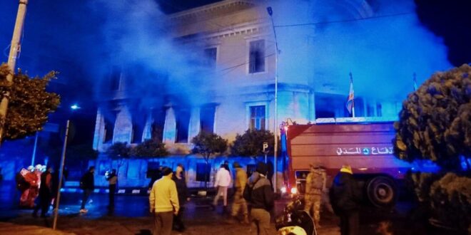 من يقف وراء احراق بلدية طرابلس؟