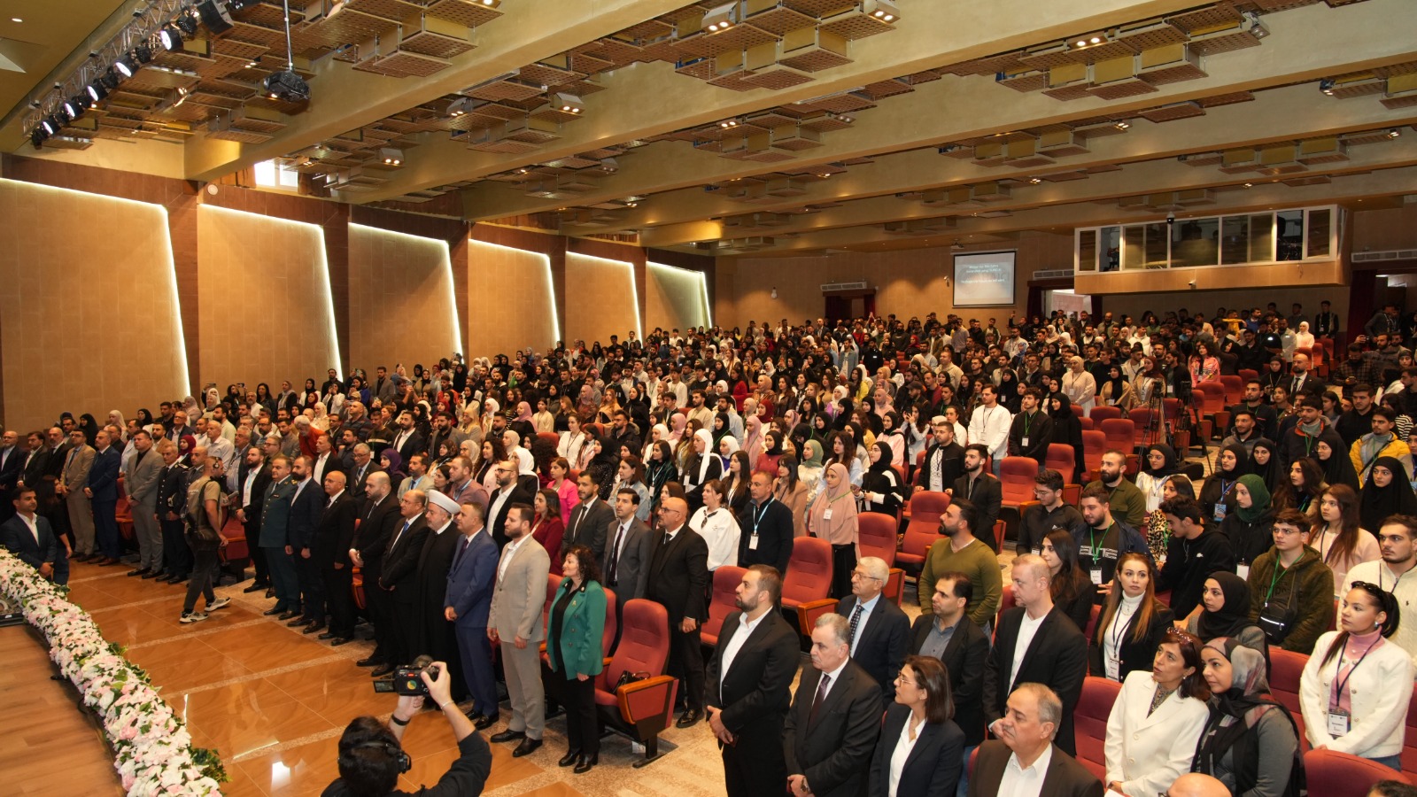 جانب من الحضور في مؤتمر الاسلامية