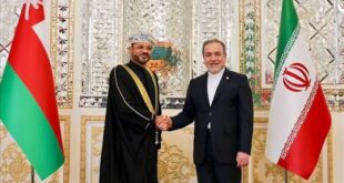 عراقجي خلال لقائه نظيره العماني البوسعيدي
